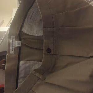 Men's Amazon Essentials Khaki Pants